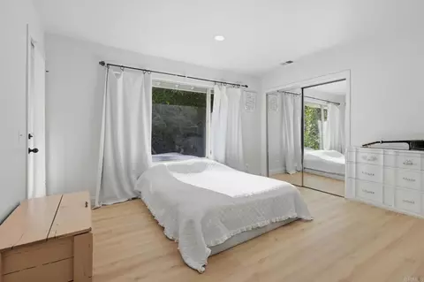 Bedroom - 3830 Lake Garden Dr, Fallbrook, CA 92028 photo 2 of 3