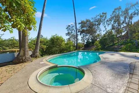Exterior - 3830 Lake Garden Dr, Fallbrook, CA 92028 photo 9 of 10
