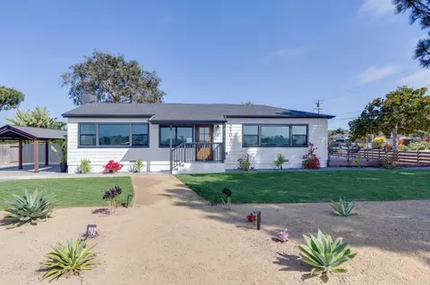 Exterior - 2101 Grandview St, Oceanside, CA 92054 photo 2 of 15