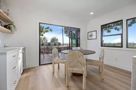 Dining - 2101 Grandview St, Oceanside, CA 92054 photo 1 of 2