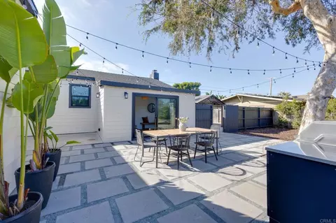Exterior - 2101 Grandview St, Oceanside, CA 92054 photo 12 of 15
