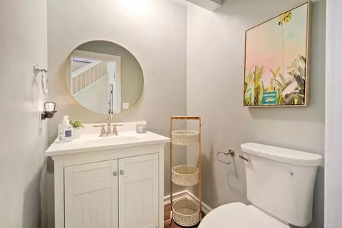 Bath - 2422 Summerhill Dr, Encinitas, CA 92024 photo 1 of 8