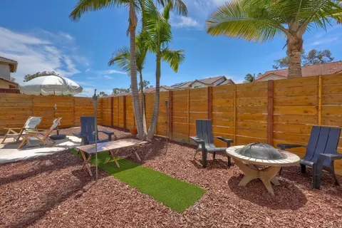 Exterior - 2422 Summerhill Dr, Encinitas, CA 92024 photo 4 of 4