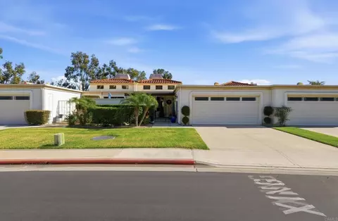 22402 Valdemosa #19, Mission Viejo, CA 92692