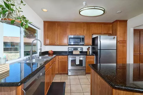 Kitchen - 615 Fredricks Ave #168, Oceanside, CA 92058 photo 3 of 3