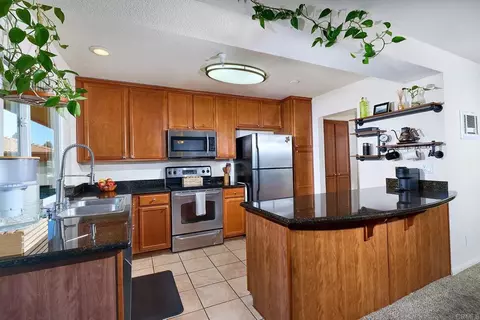 Kitchen - 615 Fredricks Ave #168, Oceanside, CA 92058 photo 2 of 3