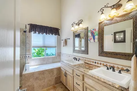 Bath - 4969 Lassen Dr, Oceanside, CA 92056 photo 4 of 5