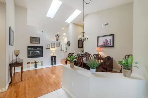 Dining - 4969 Lassen Dr, Oceanside, CA 92056 photo 2 of 5