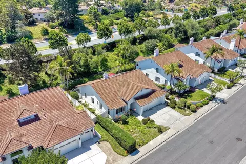 View/Area - 4969 Lassen Dr, Oceanside, CA 92056 photo 3 of 10