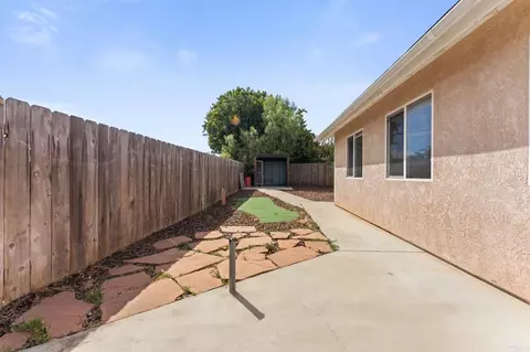 1091 Nightingale Pl, Escondido, CA 92027 photo 33