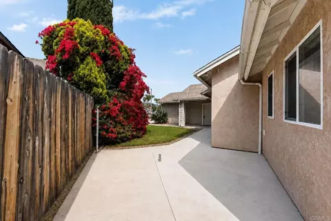 1091 Nightingale Pl, Escondido, CA 92027 photo 37