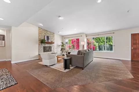 1091 Nightingale Pl, Escondido, CA 92027 photo 12