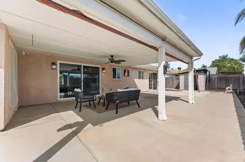 1091 Nightingale Pl, Escondido, CA 92027 photo 32