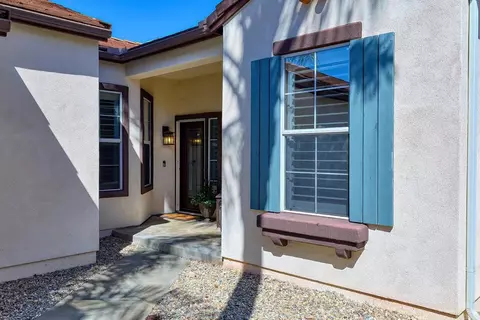 2436 Fallbrook Pl, Escondido, CA 92027 photo 11