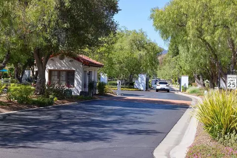 2436 Fallbrook Pl, Escondido, CA 92027 photo 7