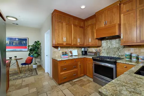 2436 Fallbrook Pl, Escondido, CA 92027 photo 18