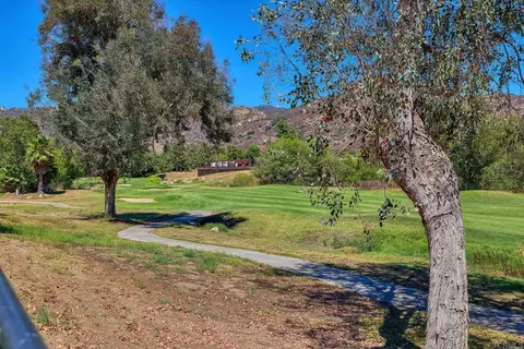 2436 Fallbrook Pl, Escondido, CA 92027 photo 35