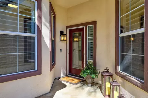 2436 Fallbrook Pl, Escondido, CA 92027 photo 12