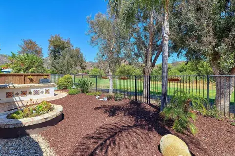 2436 Fallbrook Pl, Escondido, CA 92027 photo 36