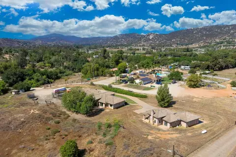 View/Area - 285 Penn St, Ramona, CA 92065 photo 9 of 10