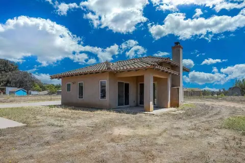 Exterior - 285 Penn St, Ramona, CA 92065 photo 5 of 11