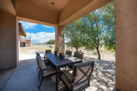 Exterior - 285 Penn St, Ramona, CA 92065 photo 2 of 11