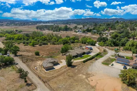 View/Area - 285 Penn St, Ramona, CA 92065 photo 10 of 10