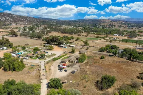 View/Area - 285 Penn St, Ramona, CA 92065 photo 6 of 10
