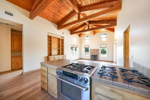 Kitchen - 285 Penn St, Ramona, CA 92065 photo 5 of 5