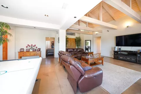 Living - 285 Penn St, Ramona, CA 92065 photo 1 of 5
