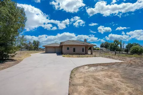 Exterior - 285 Penn St, Ramona, CA 92065 photo 7 of 11