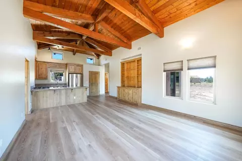 Living - 285 Penn St, Ramona, CA 92065 photo 5 of 5