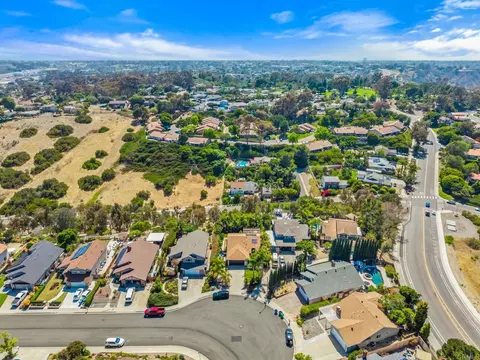 View/Area - 331 Islander St, Oceanside, CA 92054 photo 3 of 4