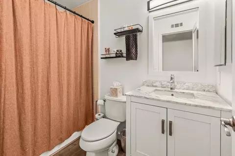 Bath - 331 Islander St, Oceanside, CA 92054 photo 1 of 2