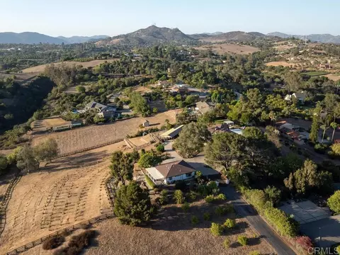 View/Area - 1097 Camino Alisos, Fallbrook, CA 92028 photo 4 of 8