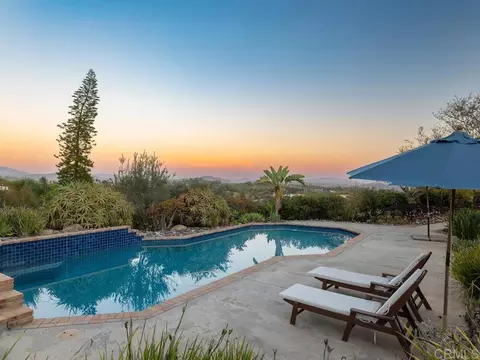 Exterior - 1097 Camino Alisos, Fallbrook, CA 92028 photo 1 of 20