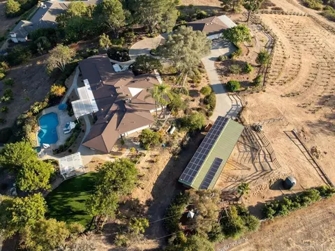 View/Area - 1097 Camino Alisos, Fallbrook, CA 92028 photo 8 of 8