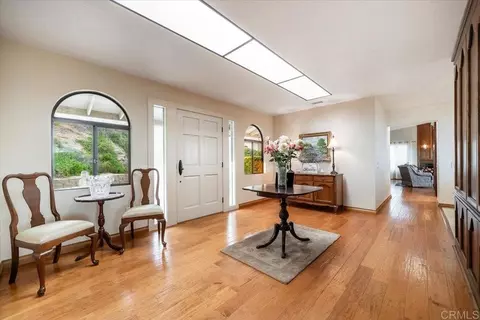 Entry Way - 2275 Via Cascabel, Escondido, CA 92027 photo 1 of 2