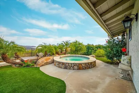 Exterior - 2275 Via Cascabel, Escondido, CA 92027 photo 4 of 10