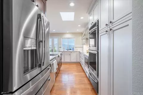 Kitchen - 2275 Via Cascabel, Escondido, CA 92027 photo 5 of 5