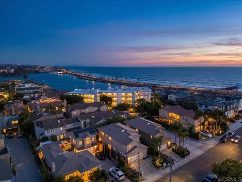261 Chinquapin Ave, Carlsbad, CA 92008