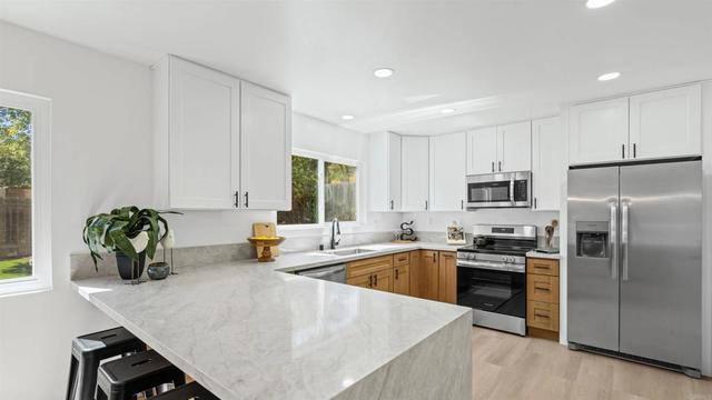 814 Floyd Ave, Chula Vista, CA 91910