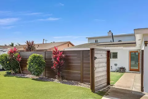 819 Iris Ave, Imperial Beach, CA 91932