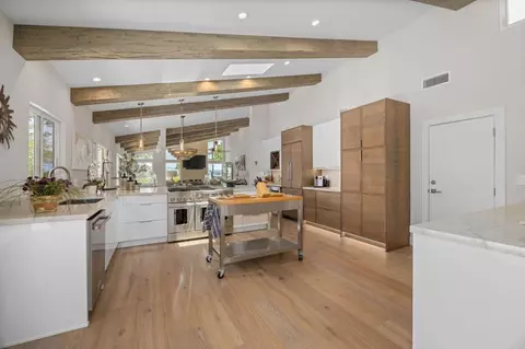 Kitchen - 764 E Solana Cir, Solana Beach, CA 92075 photo 7 of 8