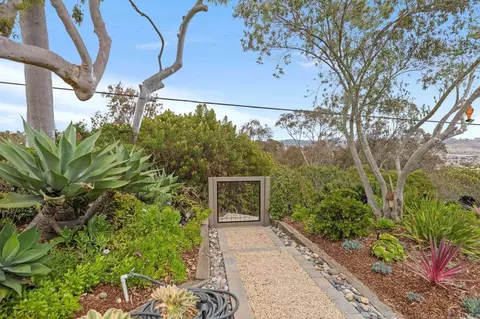 Exterior - 764 E Solana Cir, Solana Beach, CA 92075 photo 6 of 21
