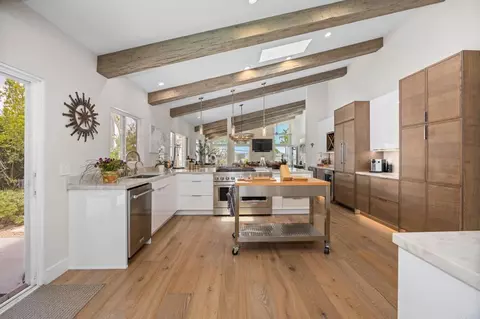 Kitchen - 764 E Solana Cir, Solana Beach, CA 92075 photo 4 of 8