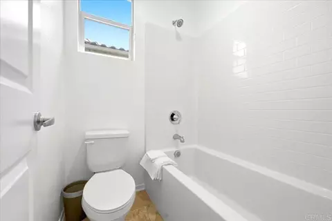Bath - 1267 Via Candelas, Oceanside, CA 92056 photo 5 of 5