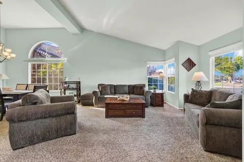 4976 Skyhawk Way, Oceanside, CA 92056 photo 8