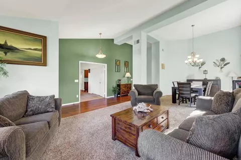 4976 Skyhawk Way, Oceanside, CA 92056 photo 9