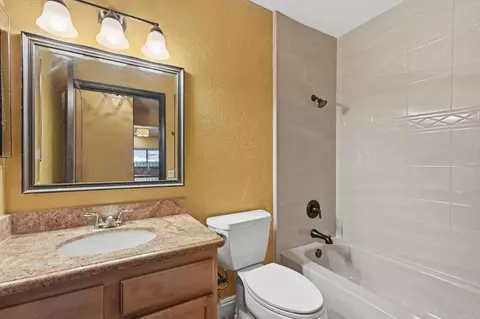 Bath - 615 Fredricks Ave #89, Oceanside, CA 92058 photo 3 of 3